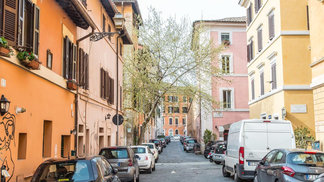 In Trastevere White Roma