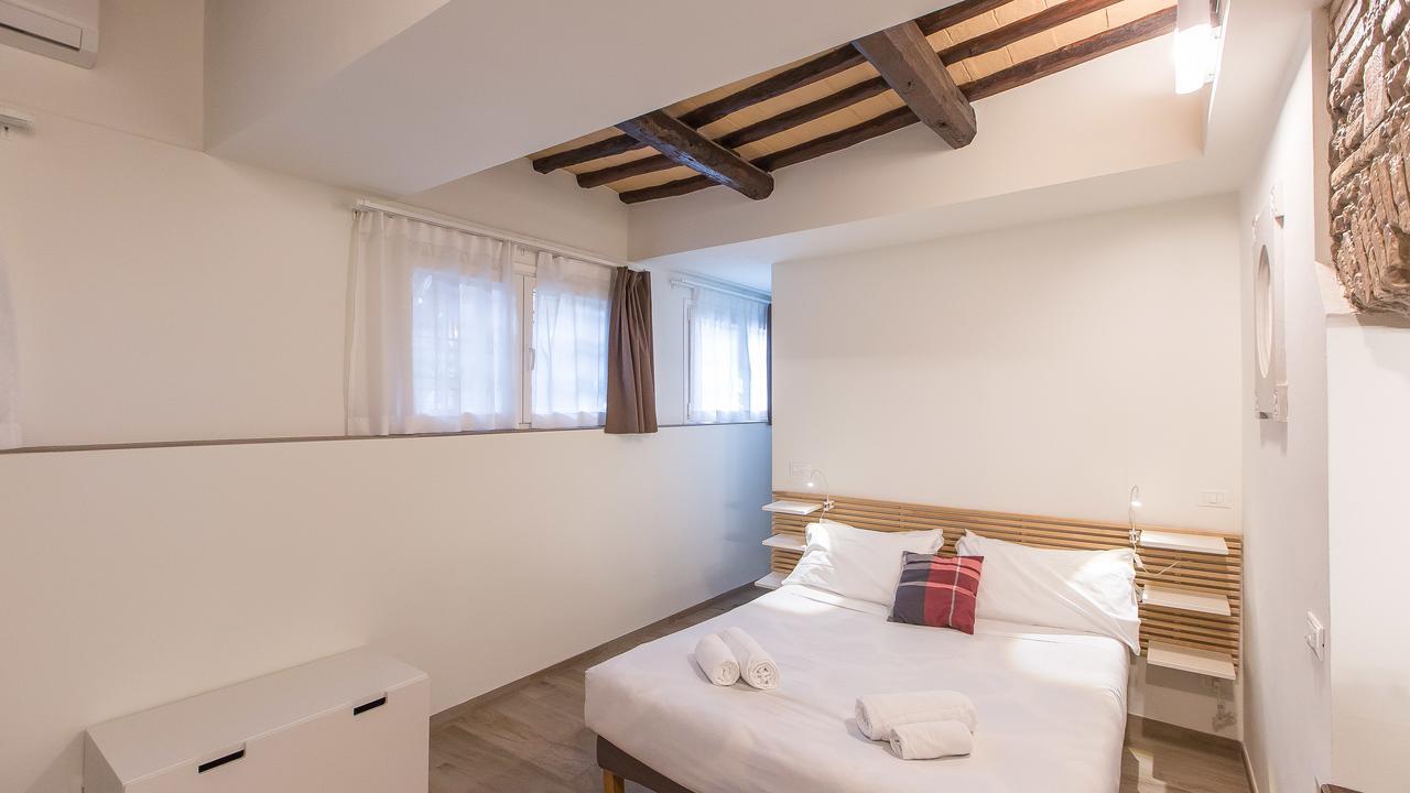 Apartamento In Trastevere White